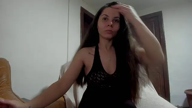 Snapshot of EasyAcee chatting on 03.20.25 EasyAcee online show from 03.20.25