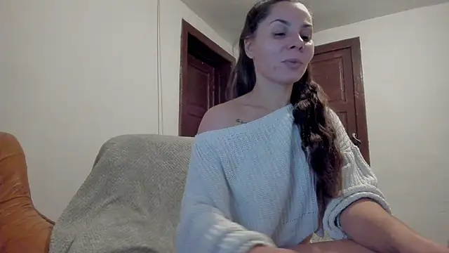 Snapshot of EasyAcee chatting on 10.14.25 EasyAcee online show from 10.14.25