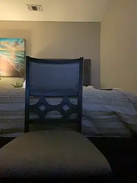 Snapshot of biggreen850 chatting on 10.19.25 biggreen850 online show from 10.19.25