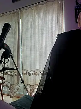 Snapshot of ScarletCallings420 chatting on 02.23.25 ScarletCallings420 online show from 02.23.25