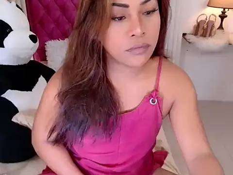 DreamLADYBOY online show from 10.14.25