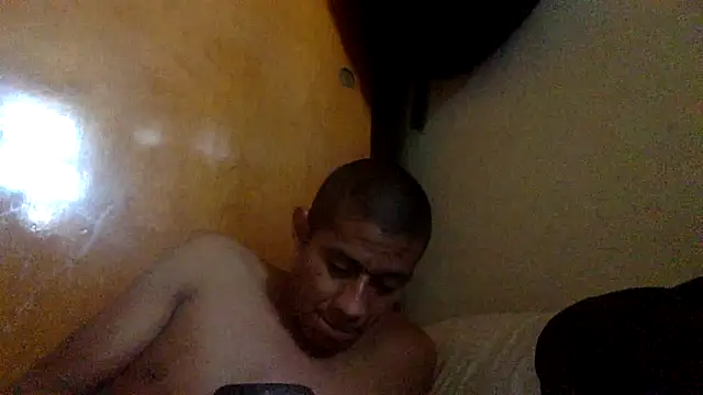 Snapshot of BIG-CkD_F chatting on 12.17.24 BIG-CkD F online show from 12.17.24