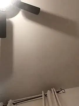 Snapshot of BIG-CkD_F chatting on 10.08.25 BIG-CkD F online show from 10.08.25