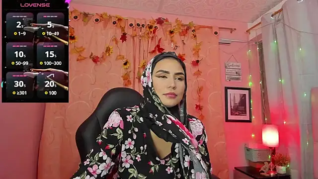 Snapshot of DarshaKhemu chatting on 01.23.25 DarshaKhemu online show from 01.23.25