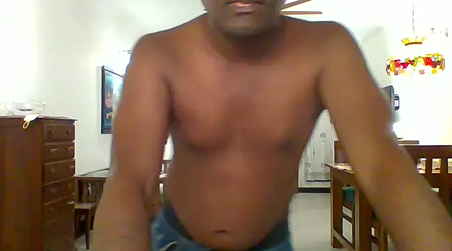 Snapshot of Slavebottombdsm09 chatting on 02.05.25 Slavebottombdsm09 online show from 02.05.25