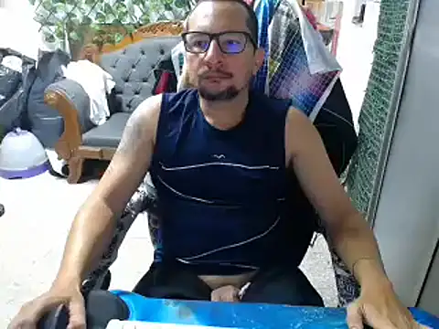 Snapshot of alexam_gal@xh chatting on 03.19.25 alexam galxh online show from 03.19.25