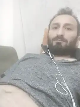 Snapshot of Yaramaz331 chatting on 03.13.25 Yaramaz331 online show from 03.13.25