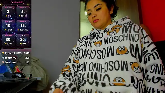 Snapshot of Pocahontas_d chatting on 12.27.24 Pocahontas d online show from 12.27.24