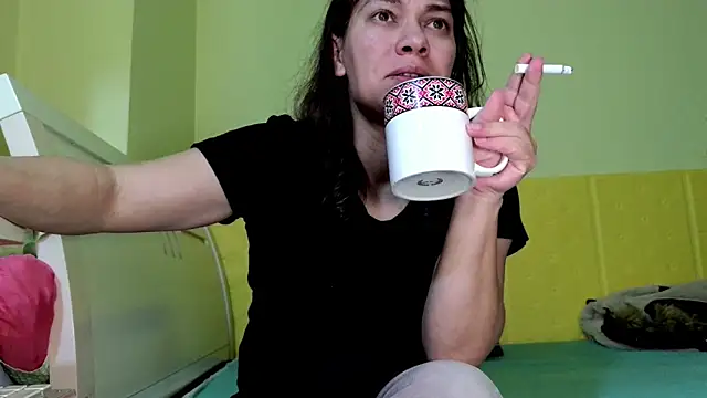 Snapshot of MercyLove chatting on 03.05.25 MercyLove online show from 03.05.25