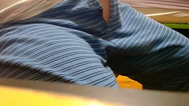 Snapshot of fuckmechuck chatting on 10.13.25 fuckmechuck online show from 10.13.25