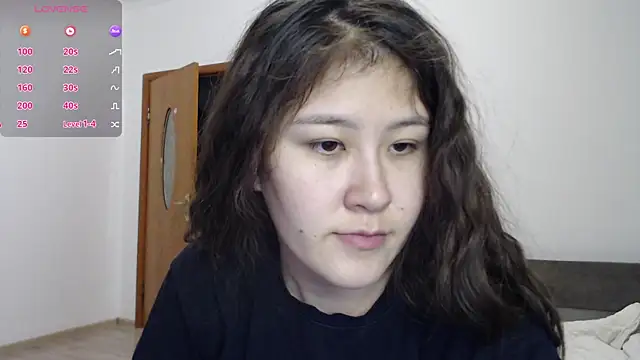 Snapshot of Riz_girl chatting on 10.04.25 Riz girl online show from 10.04.25