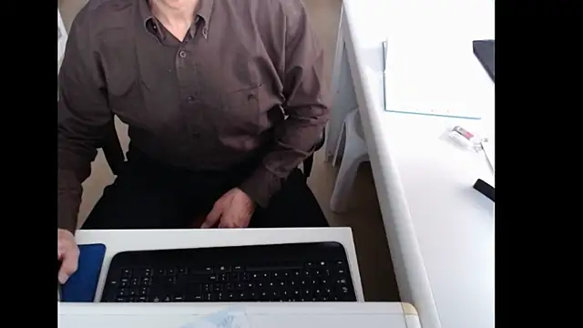 Snapshot of dutchpornking chatting on 10.23.25 dutchpornking online show from 10.23.25