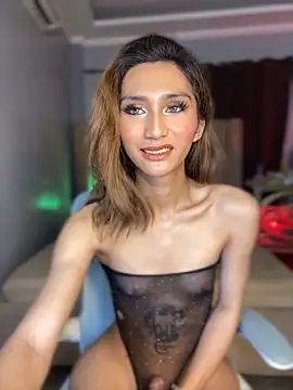 Snapshot of SpiffyFuchsia69 chatting on 10.19.25 SpiffyFuchsia69 online show from 10.19.25