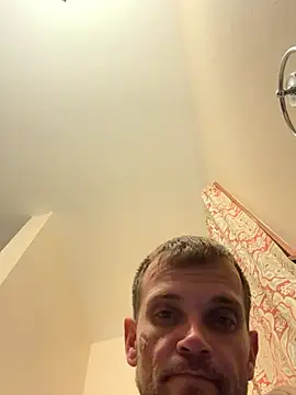 Snapshot of flogrown@xh chatting on 11.04.25 flogrownxh online show from 11.04.25