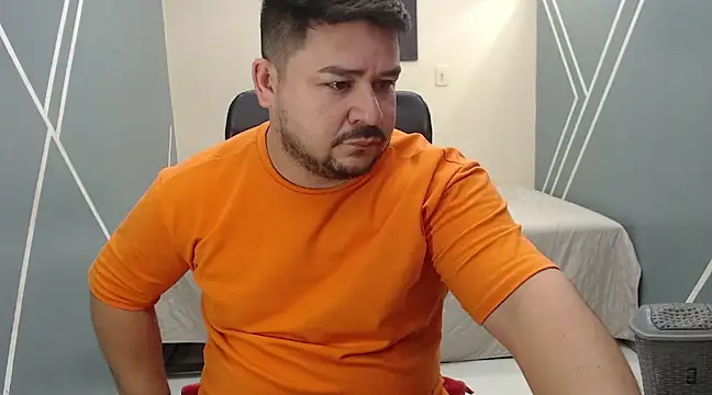 Snapshot of oso_dirty_ chatting on 02.28.25 oso dirty  online show from 02.28.25