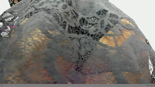 Snapshot of moxa_hot chatting on 09.29.25 moxa hot online show from 09.29.25