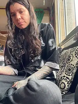 Snapshot of Lilmarieee chatting on 02.26.25 Lilmarieee online show from 02.26.25