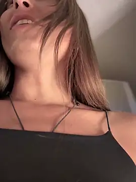 Snapshot of YOUR-KARINA chatting on 12.09.24 YOUR-KARINA online show from 12.09.24