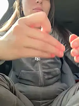 Snapshot of YOUR-KARINA chatting on 03.04.25 YOUR-KARINA online show from 03.04.25