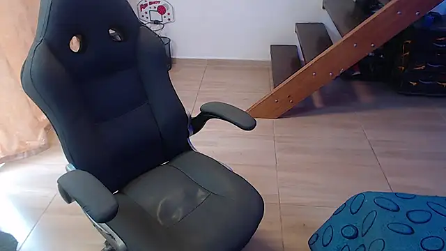 Snapshot of harry_reems1 chatting on 01.12.25 harry reems1 online show from 01.12.25