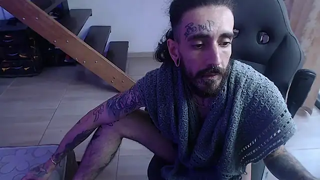 Snapshot of harry_reems1 chatting on 01.15.25 harry reems1 online show from 01.15.25