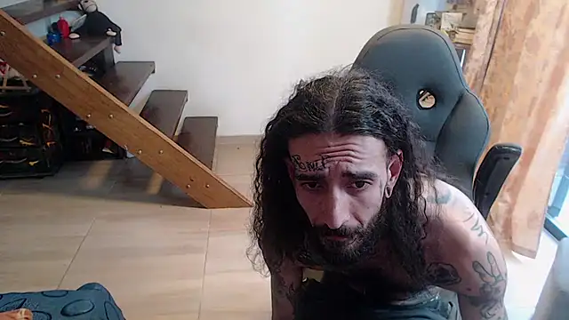 Snapshot of harry_reems1 chatting on 01.21.25 harry reems1 online show from 01.21.25