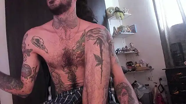 Snapshot of harry_reems1 chatting on 10.28.25 harry reems1 online show from 10.28.25