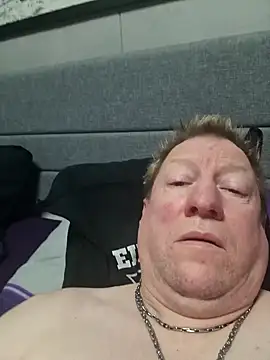 Snapshot of tomtom111111 chatting on 01.02.25 tomtom111111 online show from 01.02.25