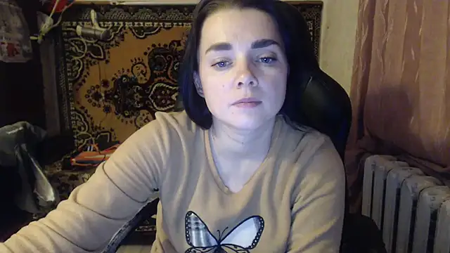 Snapshot of AlisaLaDiva chatting on 12.12.24 AlisaLaDiva online show from 12.12.24