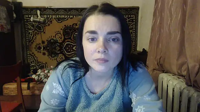 Snapshot of AlisaLaDiva chatting on 01.01.25 AlisaLaDiva online show from 01.01.25