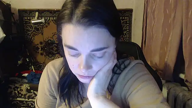 Snapshot of AlisaLaDiva chatting on 02.14.25 AlisaLaDiva online show from 02.14.25