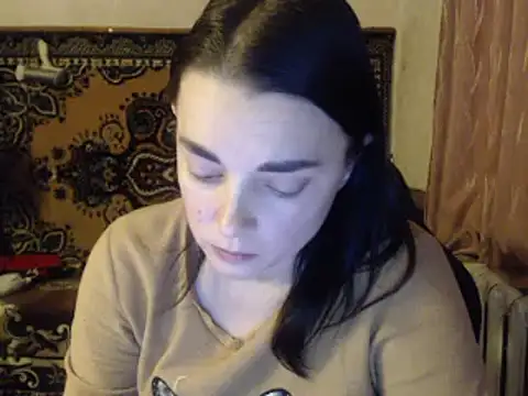 Snapshot of AlisaLaDiva chatting on 02.23.25 AlisaLaDiva online show from 02.23.25