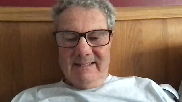 Snapshot of Oldpistolpete chatting on 10.21.25 Oldpistolpete online show from 10.21.25