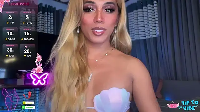 Snapshot of cockprincess_diannaxx chatting on 09.13.25 cockprincess diannaxx online show from 09.13.25
