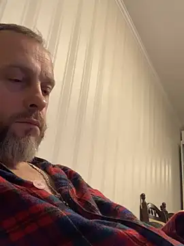 Snapshot of GHsveter chatting on 01.29.25 GHsveter online show from 01.29.25