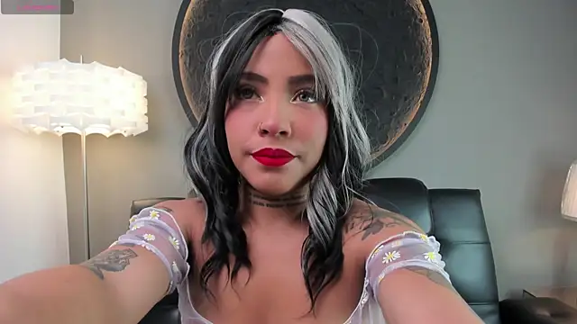 miss vaiolette online show from 01.11.25