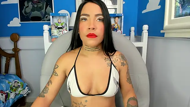 miss vaiolette online show from 01.15.25