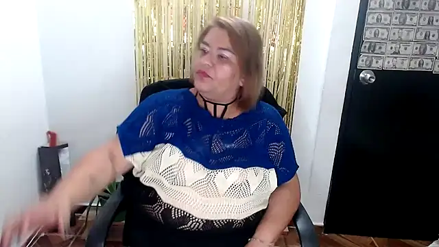 Snapshot of NAILAH_SANZ chatting on 02.13.25 NAILAH SANZ online show from 02.13.25