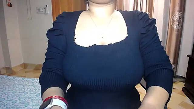 lady maeda  online show from 10.10.25