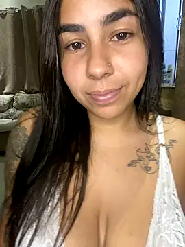 Snapshot of iarinhalatina chatting on 10.09.25 iarinhalatina online show from 10.09.25