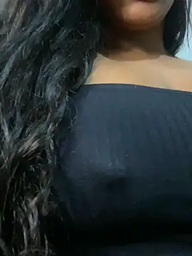 Snapshot of bea3liz chatting on 12.10.24 bea3liz online show from 12.10.24