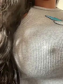 Snapshot of bea3liz chatting on 01.12.25 bea3liz online show from 01.12.25