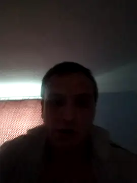 Snapshot of Fresexnow chatting on 11.16.25 Fresexnow online show from 11.16.25