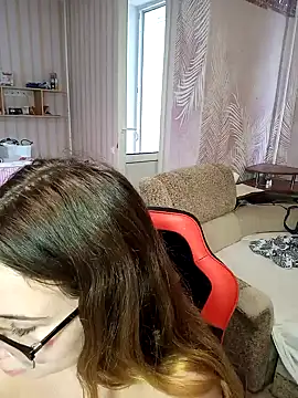 Snapshot of DienkaGreen chatting on 12.07.24 DienkaGreen online show from 12.07.24