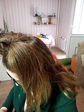 Snapshot of DienkaGreen chatting on 03.01.25 DienkaGreen online show from 03.01.25