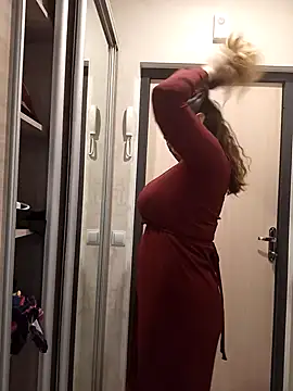 Snapshot of DienkaGreen chatting on 11.01.25 DienkaGreen online show from 11.01.25