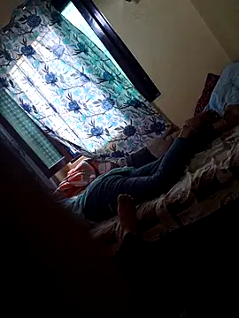 Snapshot of Adityagj123 chatting on 10.11.25 Adityagj123 online show from 10.11.25