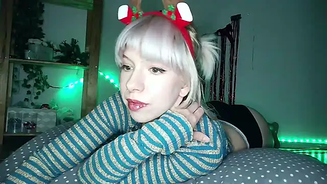 Snapshot of cruellagoth666 chatting on 12.22.24 cruellagoth666 online show from 12.22.24