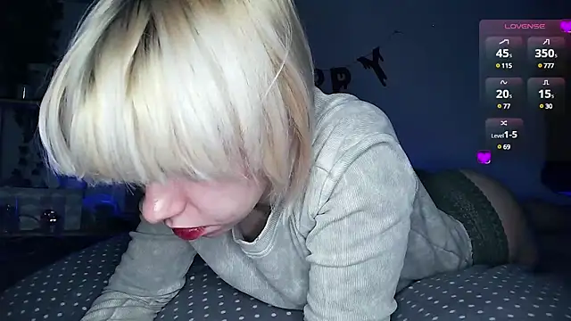 Snapshot of cruellagoth666 chatting on 02.11.25 cruellagoth666 online show from 02.11.25