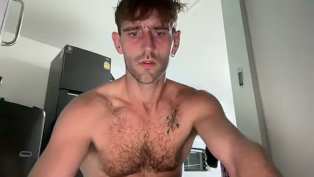 Snapshot of lukegunn chatting on 01.29.25 lukegunn online show from 01.29.25